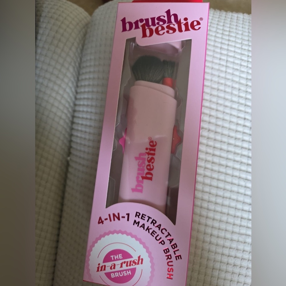 Pink Retractable 4 in 1 Makeup Brush